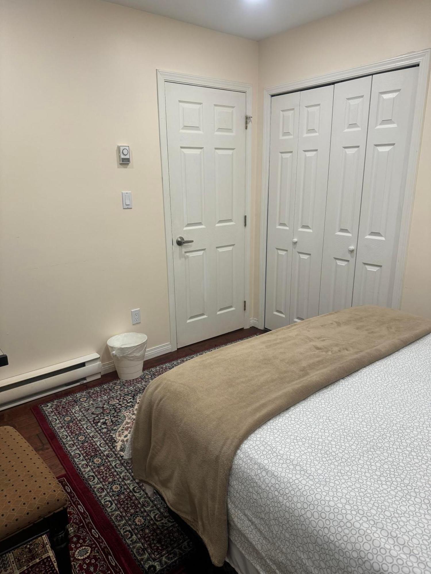Comfortable Guest Home Near Downtown Vancouver & Sights & Stores 외부 사진
